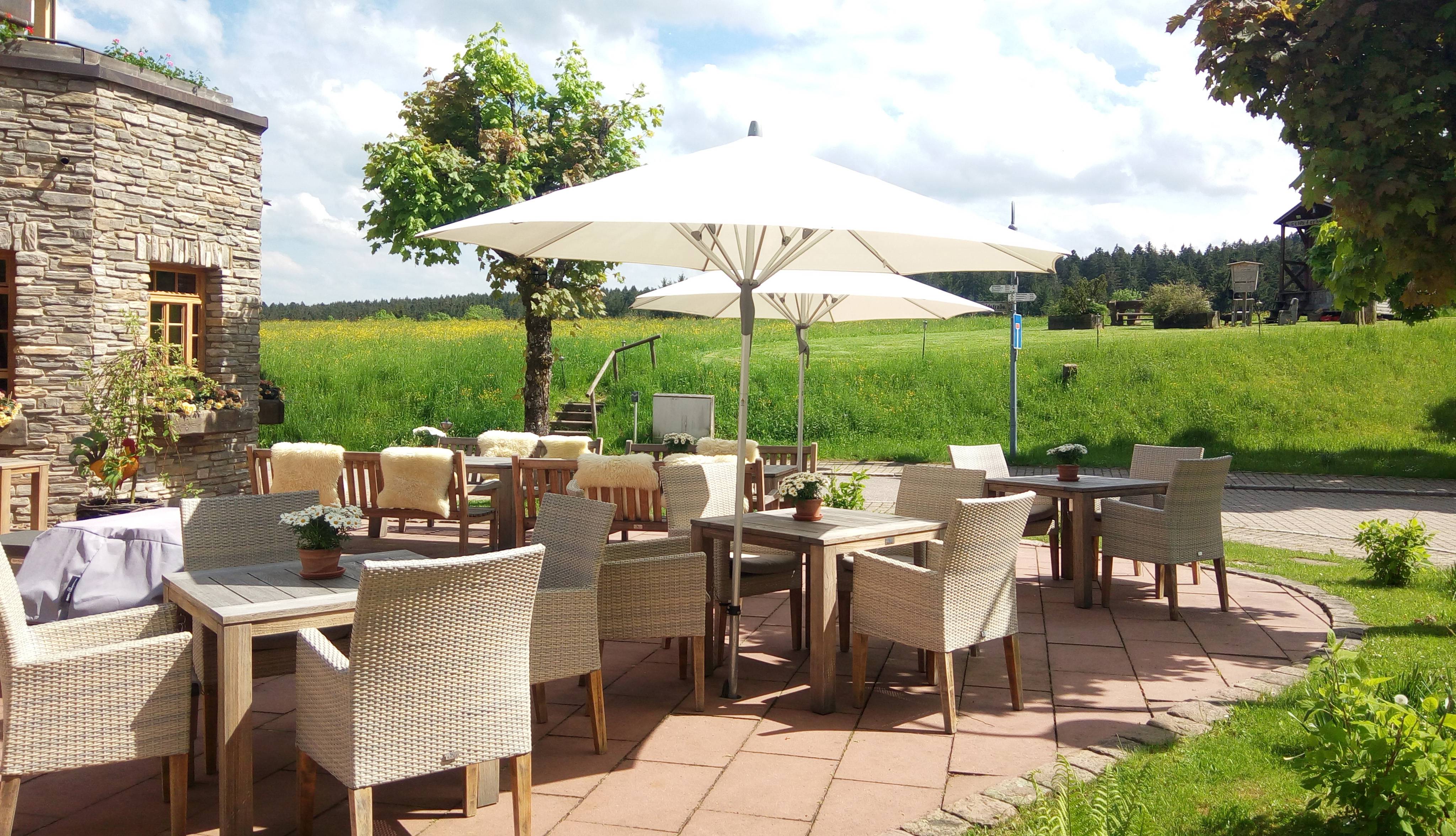 Hotelterrasse Hotel Grüner Wald