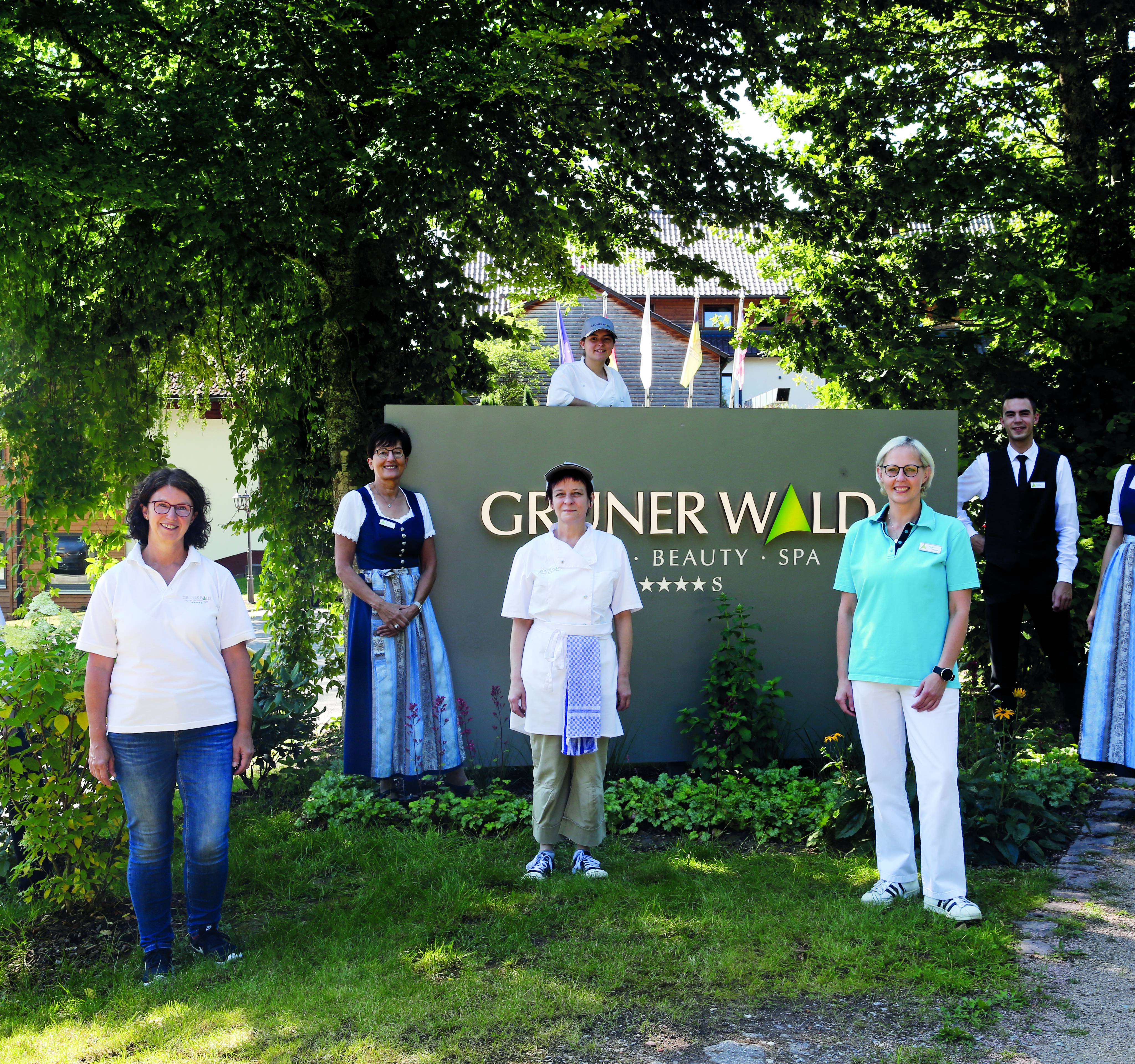 Wir suchen Auszubildende... - Hotel Grüner Wald