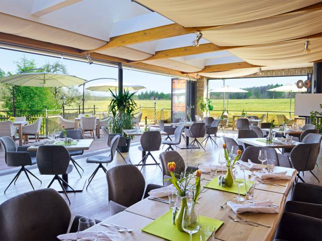 Restaurant Wintergarden Hotel Grüner Wald